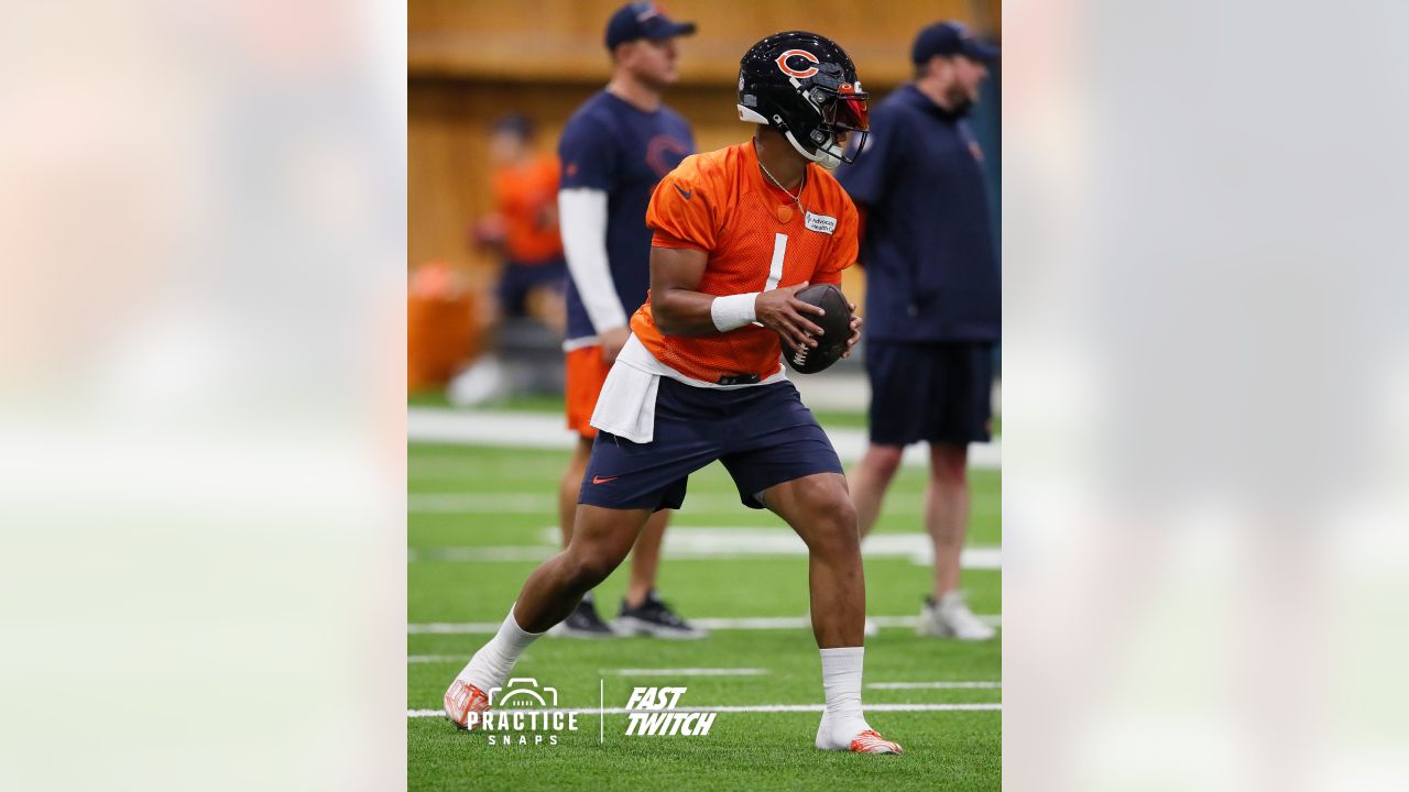 Chase Claypool expecting Justin Fields to lead more expansive Chicago Bears  offense in 2023, NFL News