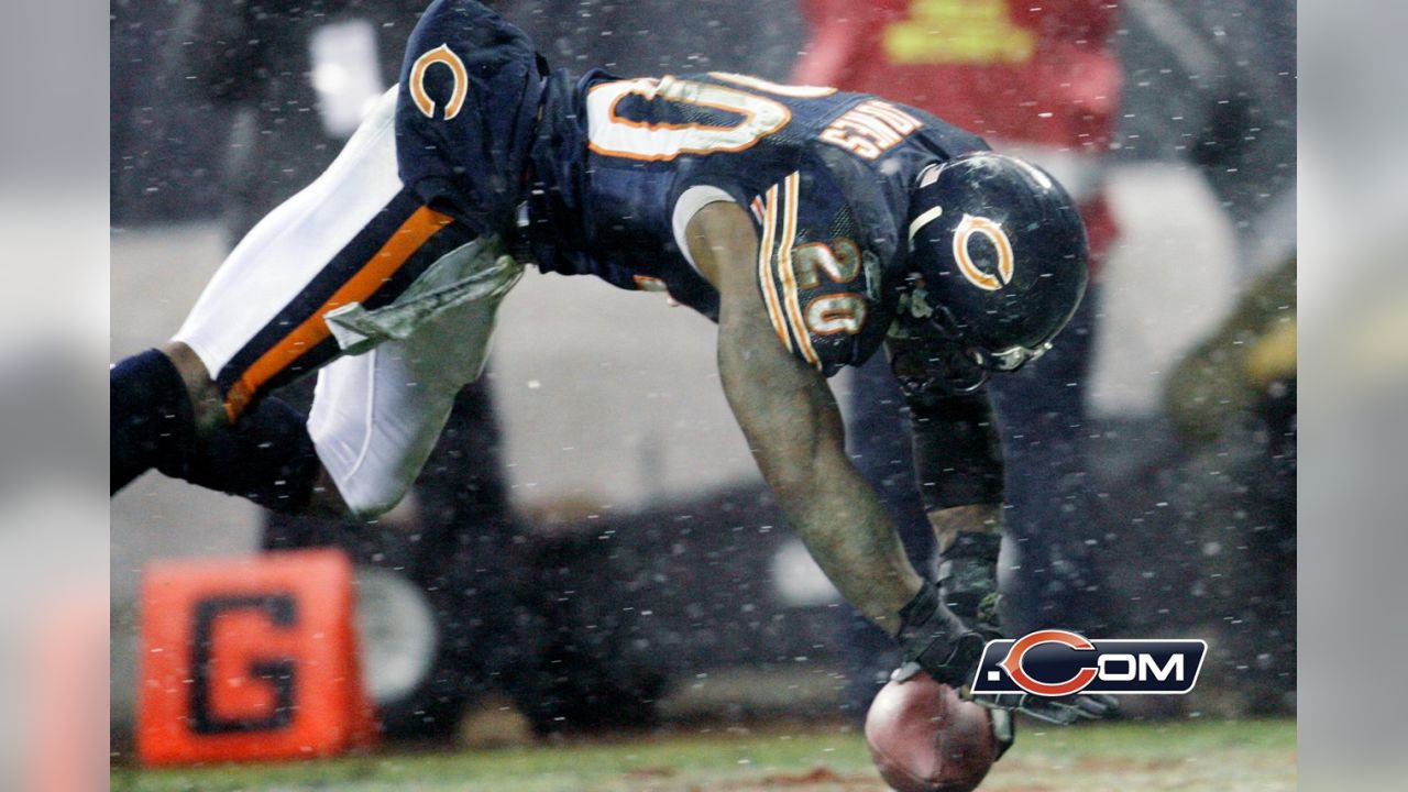 Urlacher Leads New Monsters of the Midway (Saints vs. Bears, 2006 NFC  Champ)