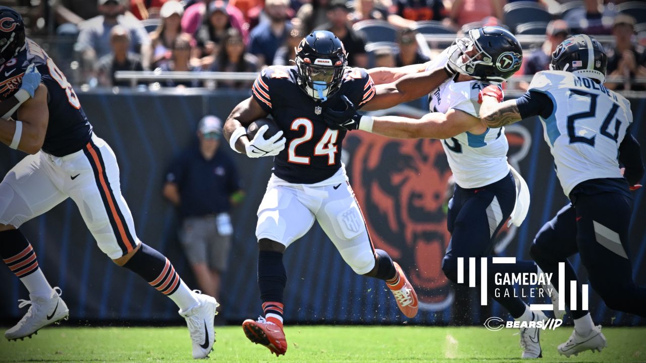 Chicago Bears quarterback Justin Fields throws during the first half of an NFL  preseason football game against the Buffalo Bills, Saturday, Aug. 26, 2023,  in Chicago. (AP Photo/Charles Rex Arbogast Stock Photo 