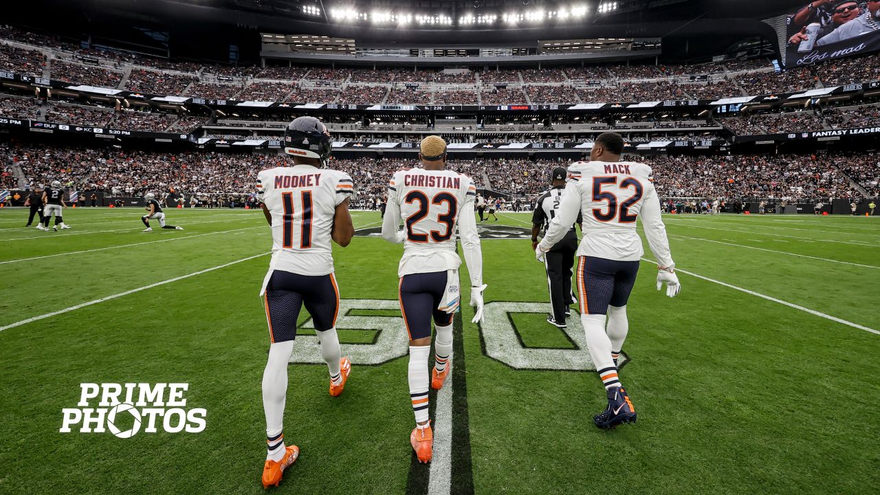 LOOK: Best images from the Raiders win over the Bears in Week 5