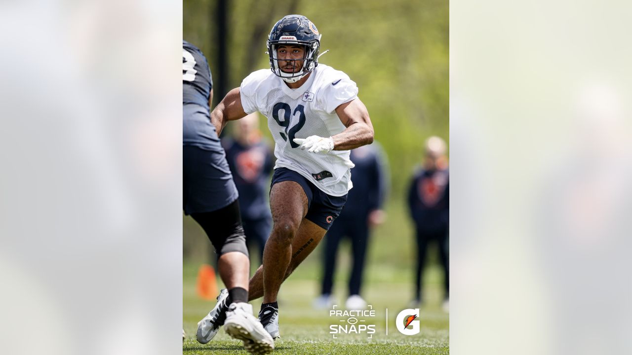 Chicago Bears fullback Khari Blasingame (35) catches a pass during warmups  before an NFL football game in Chicago, Sunday, Nov. 13, 2022. (AP  Photo/Nam Y. Huh Stock Photo - Alamy