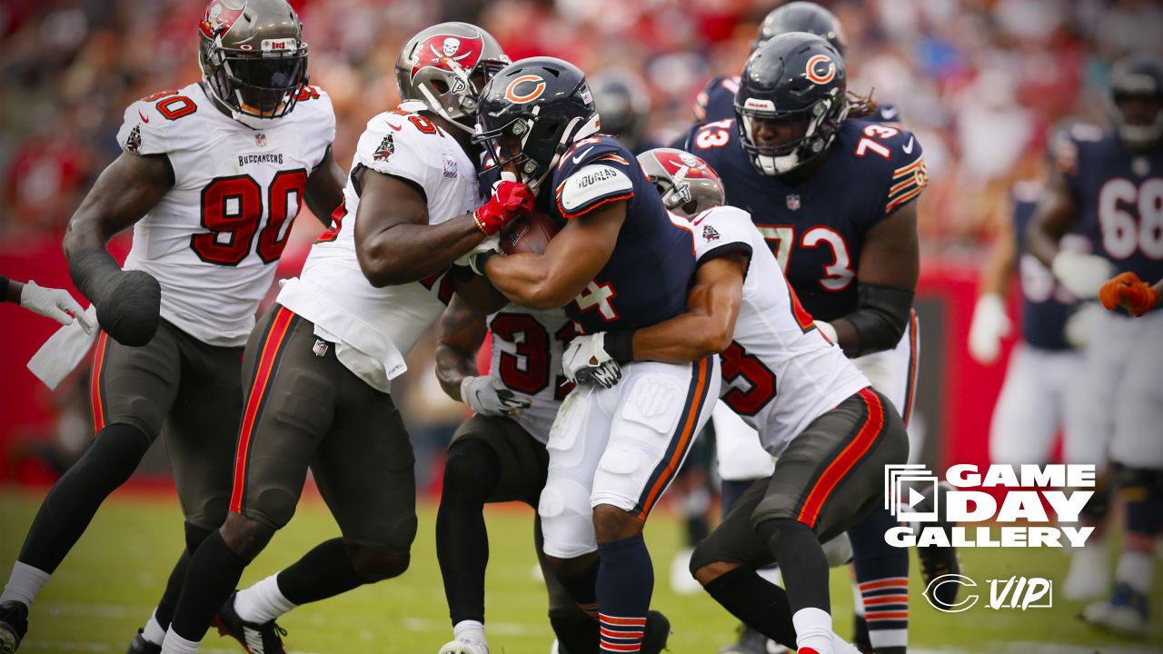 Final Score - Bucs Defeat Chicago Bears 38-3 in Week 7 2021