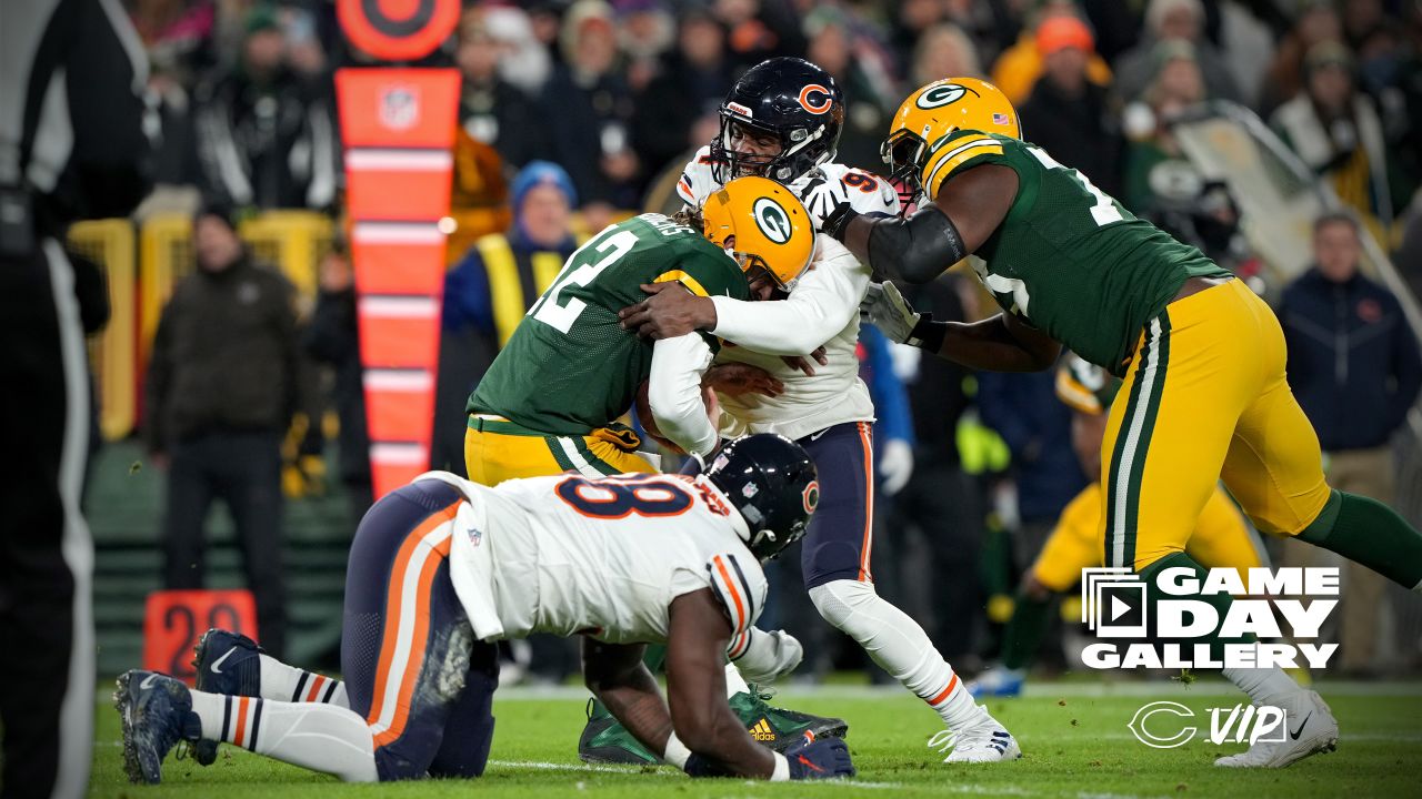 Chicago Bears drop high-scoring prime-time shootout to Green Bay