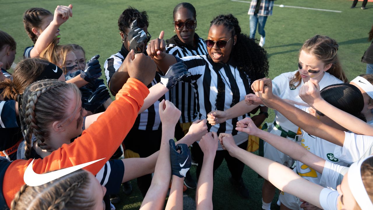 New York Jets and Chicago Bears celebrate success of first UK NFL Flag  League for girls - Voice Online