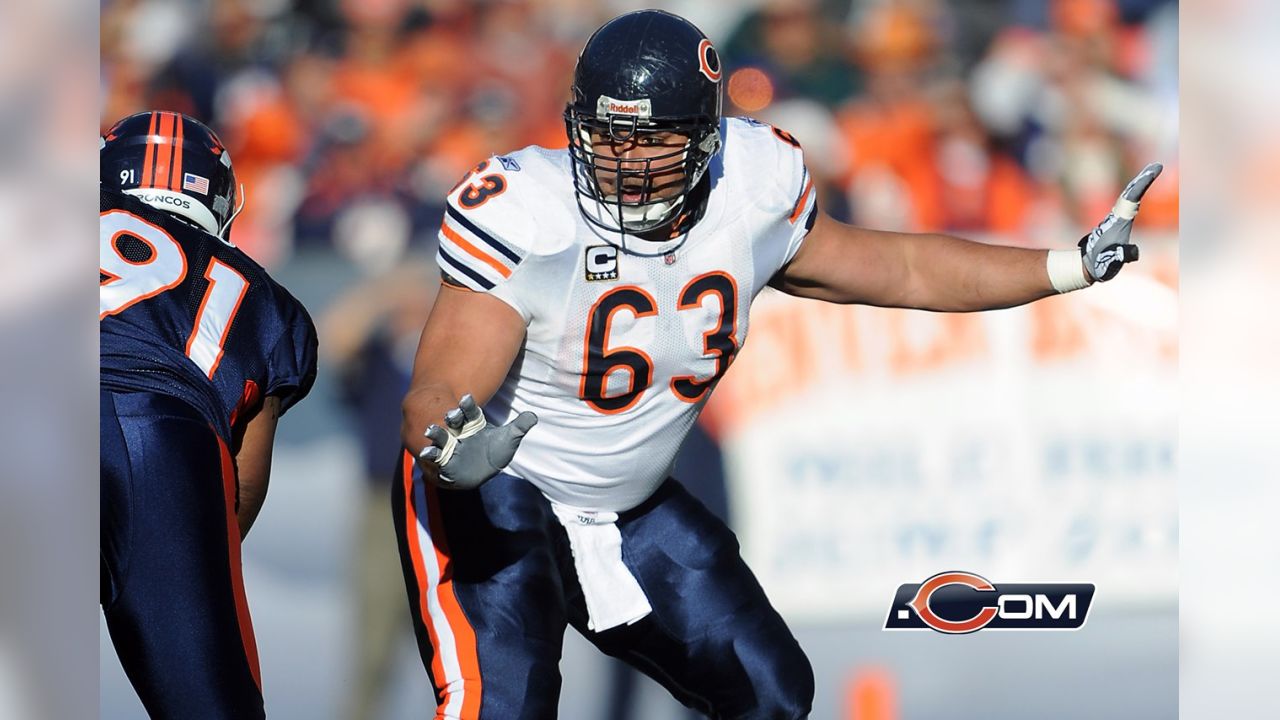 Chicago Bears to release center Roberto Garza - Sports Illustrated