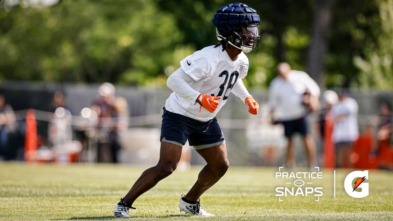 Chicago Bears Training Camp Observations: Robert Quinn is back, top plays  and the starting OL - CHGO