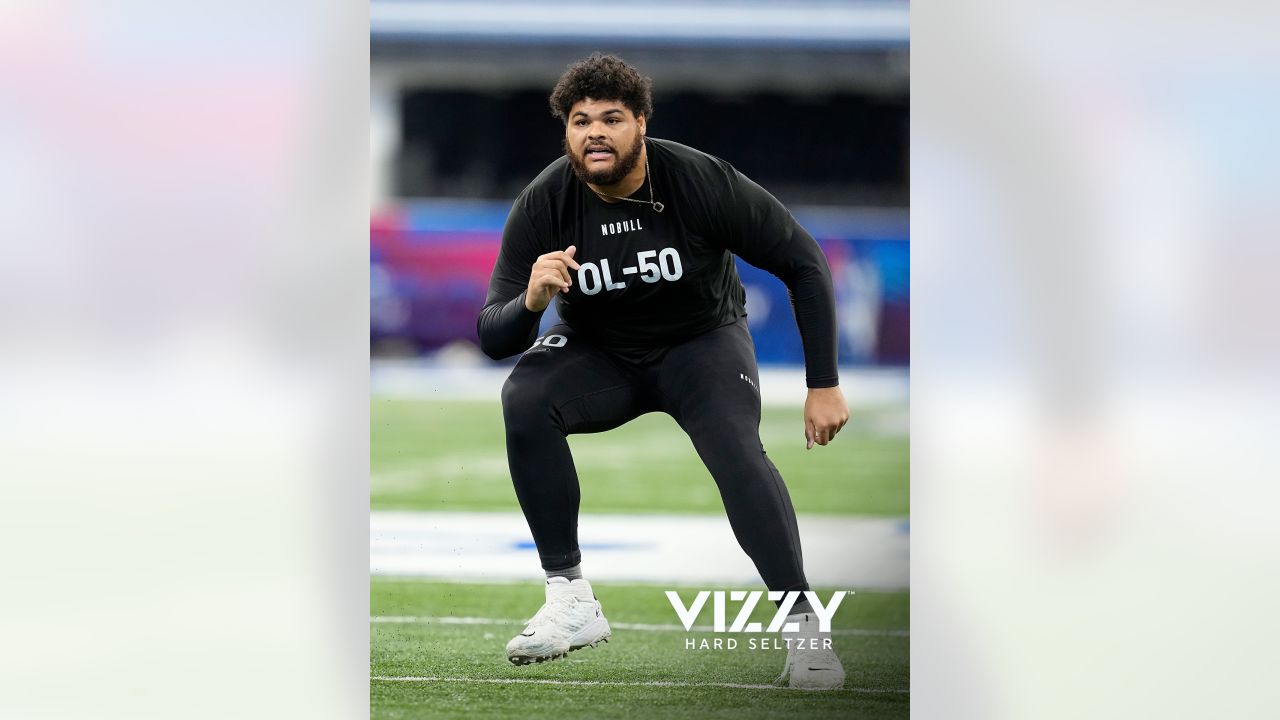 With Darnell Wright in the mix, Chicago Bears' offensive line is