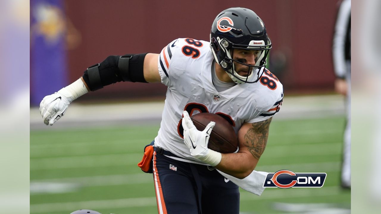 Chicago Bears tight end Zach Miller retires from NFL due to major