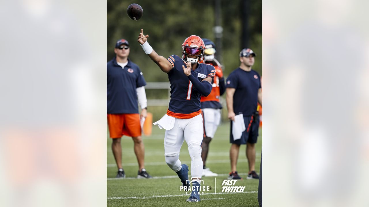 Bears' Darnell Mooney 'ready to roll' after injury-shortened 2022, says  Chicago fans should 'get ready to win' 