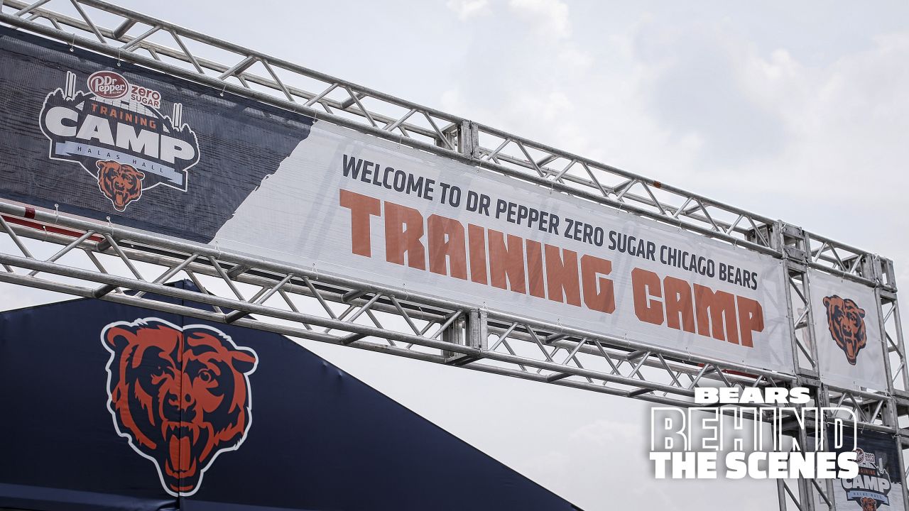 The Dr Pepper Zero Sugar Chicago Bears Training Camp Fan