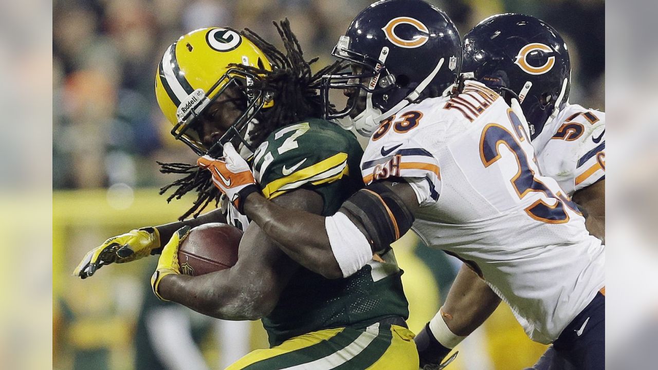 Bears fans wear Cheese Grater Heads to Lambeau Field for Bears-Packers 