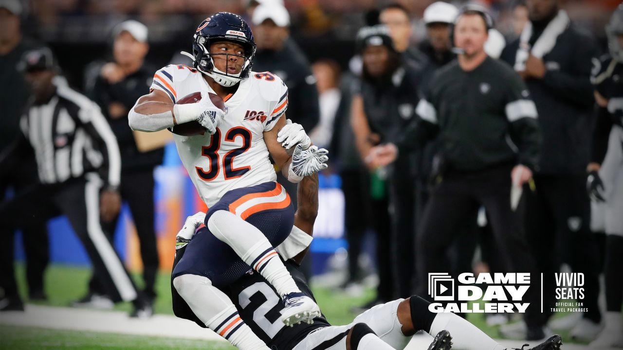 Josh Jacobs rallies Raiders past Bears 24-21