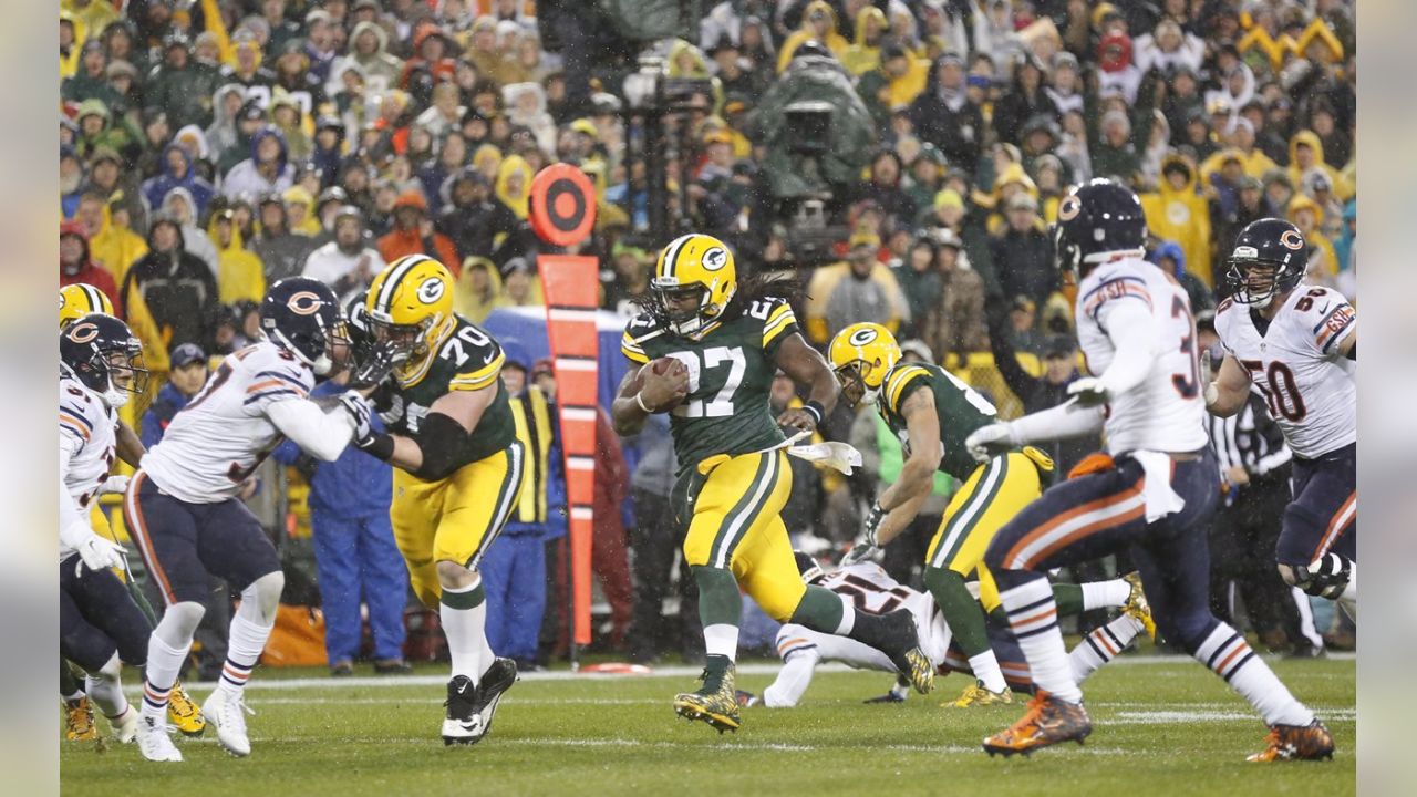 Supply, demand high for Packers-Bears Thanksgiving game