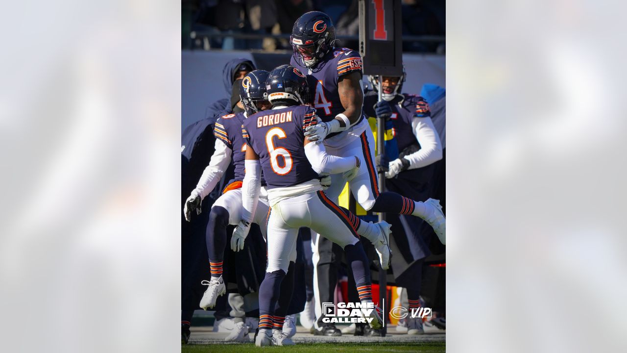 Chicago Bears Score and Recap (Week 15): Eagles 25, Bears 20 - Bears Put Up  Big Fight But Lose to First Place Eagles - Bears Insider