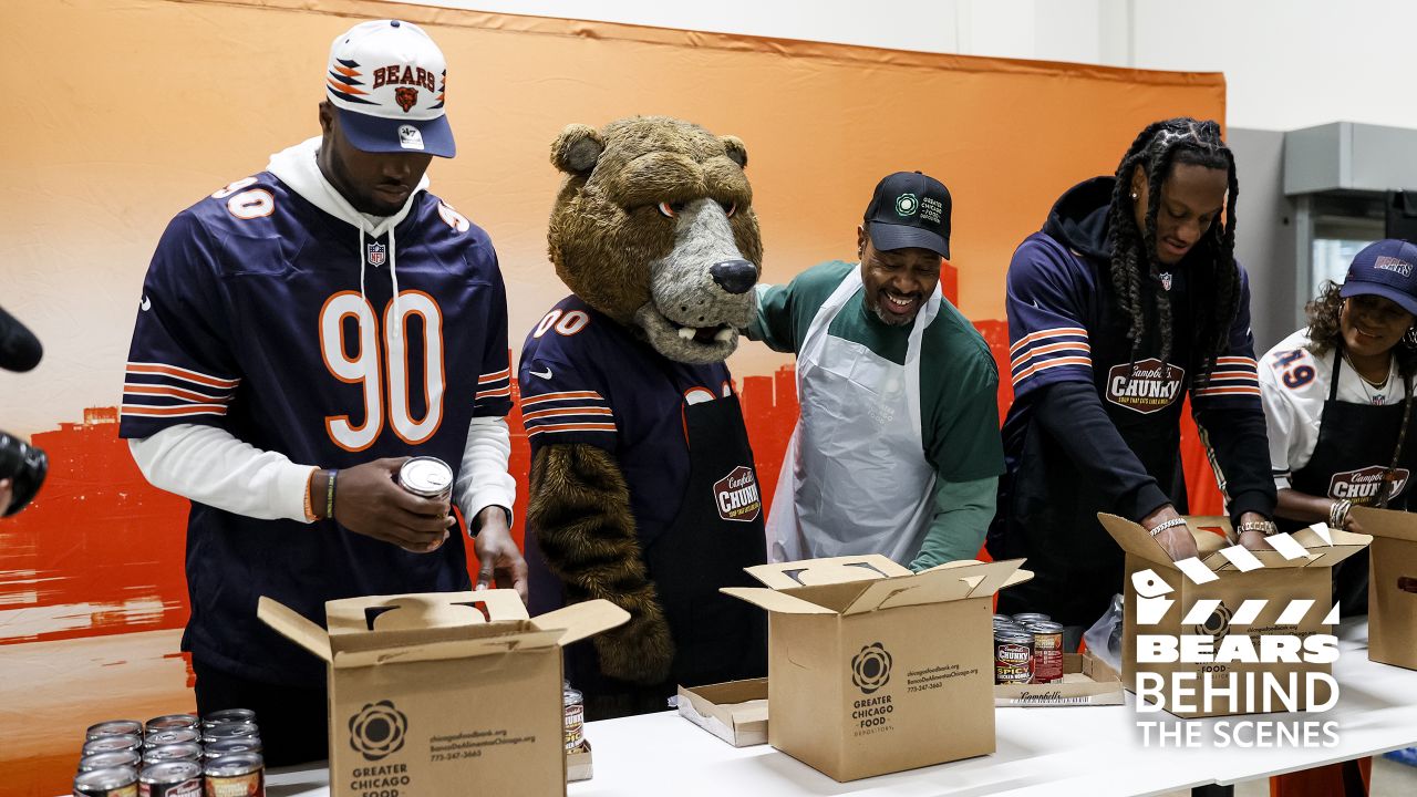 United Center Helps Store Food For Greater Chicago Food Depository