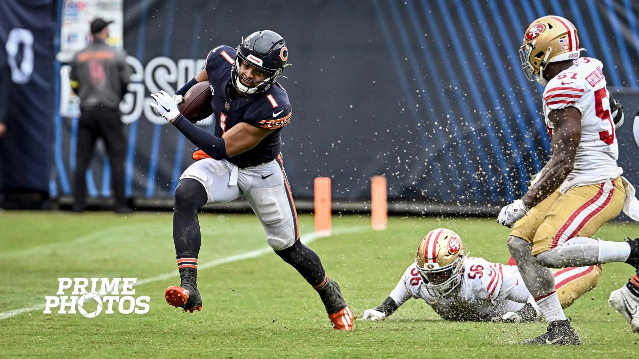 Chicago Bears Game Grades: A wet day in New Jersey leaves the Bears with  soggy marks - CHGO