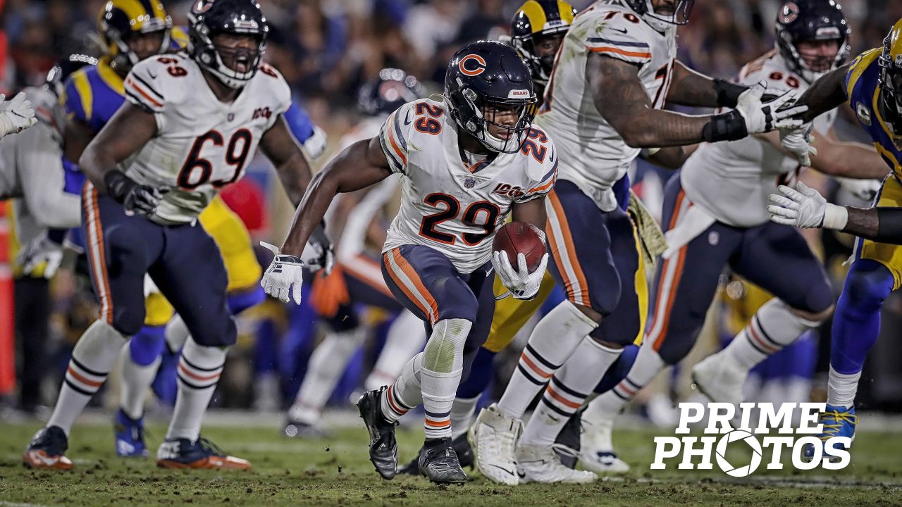 David Montgomery arrives at Bears game in a Tarik Cohen t-shirt – NBC  Sports Chicago