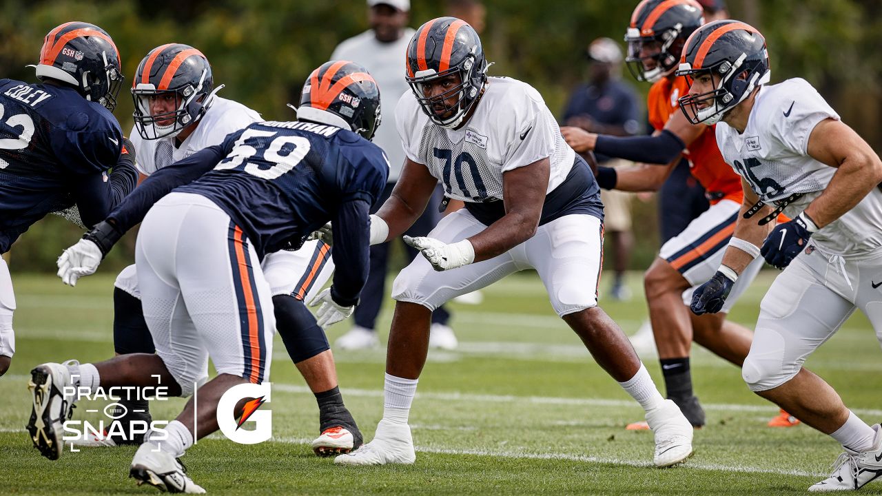 Chicago Bears Unveil 2019 Real Bears Fans Wear Pink Shirts