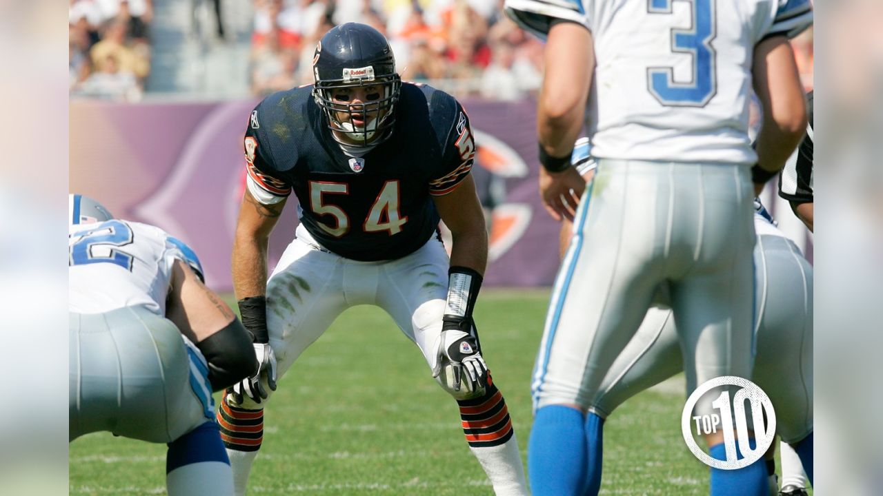 Brian Urlacher Gets Hall of Fame Endorsement From Unlikely Source