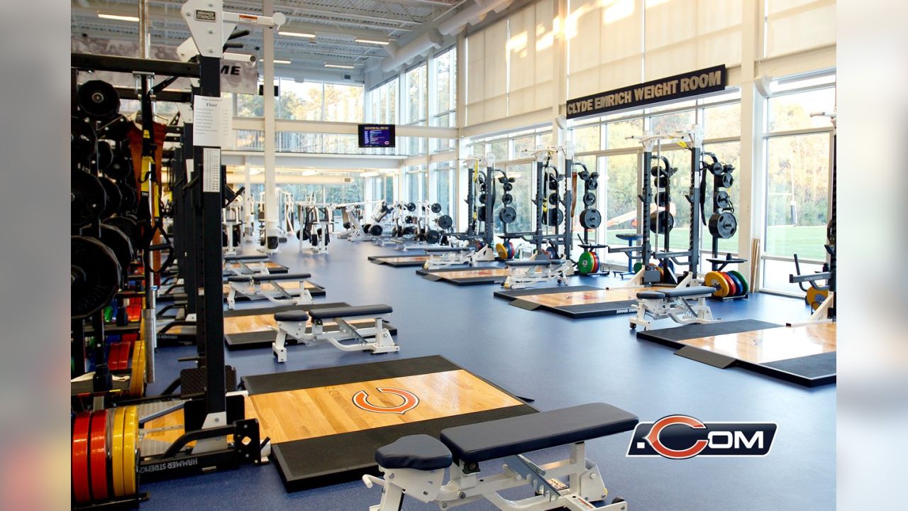 Tour Halas Hall