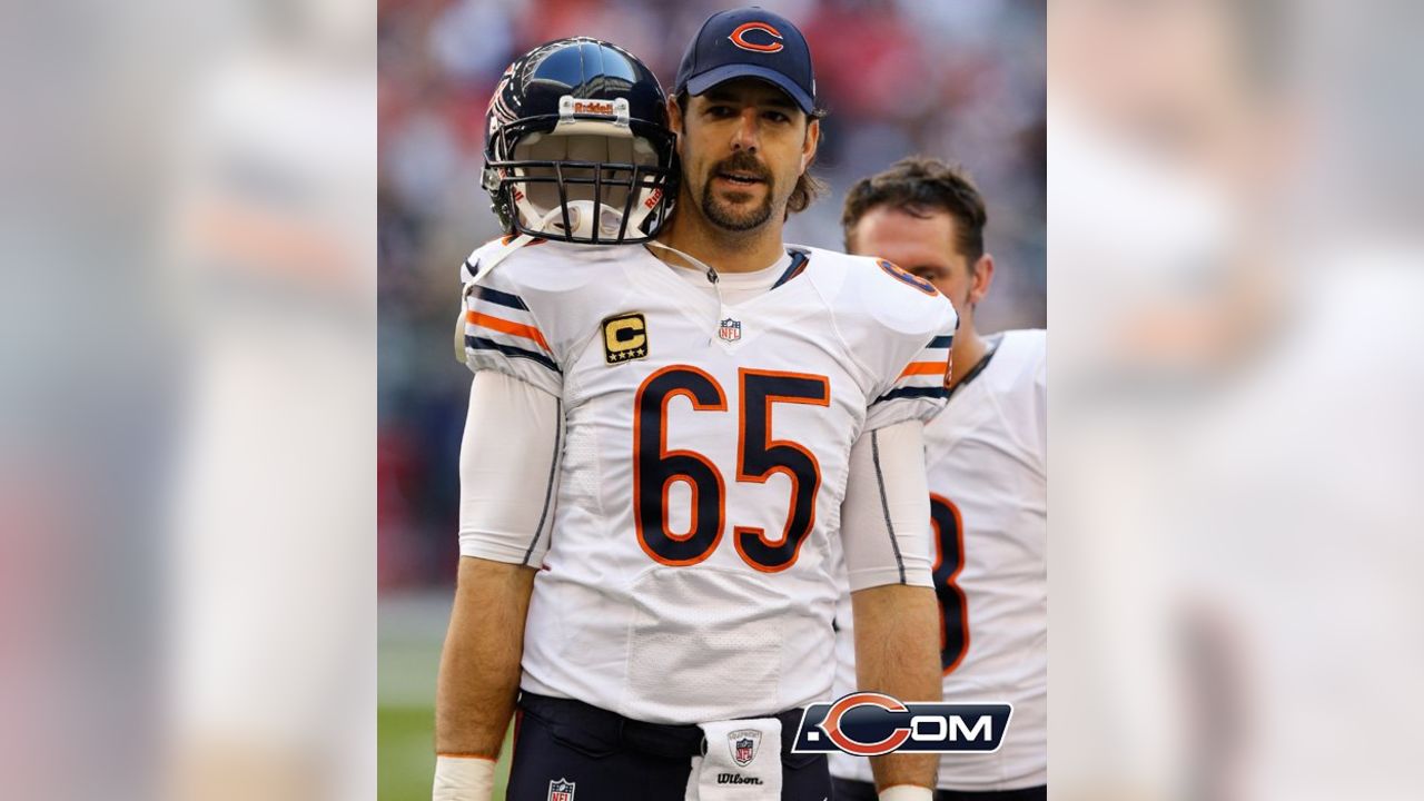 Bears' long snapper to retire