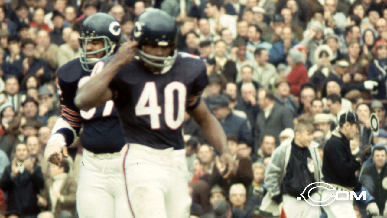 The Register  Football Hall of Famer, Central alum Gale Sayers dies at 77