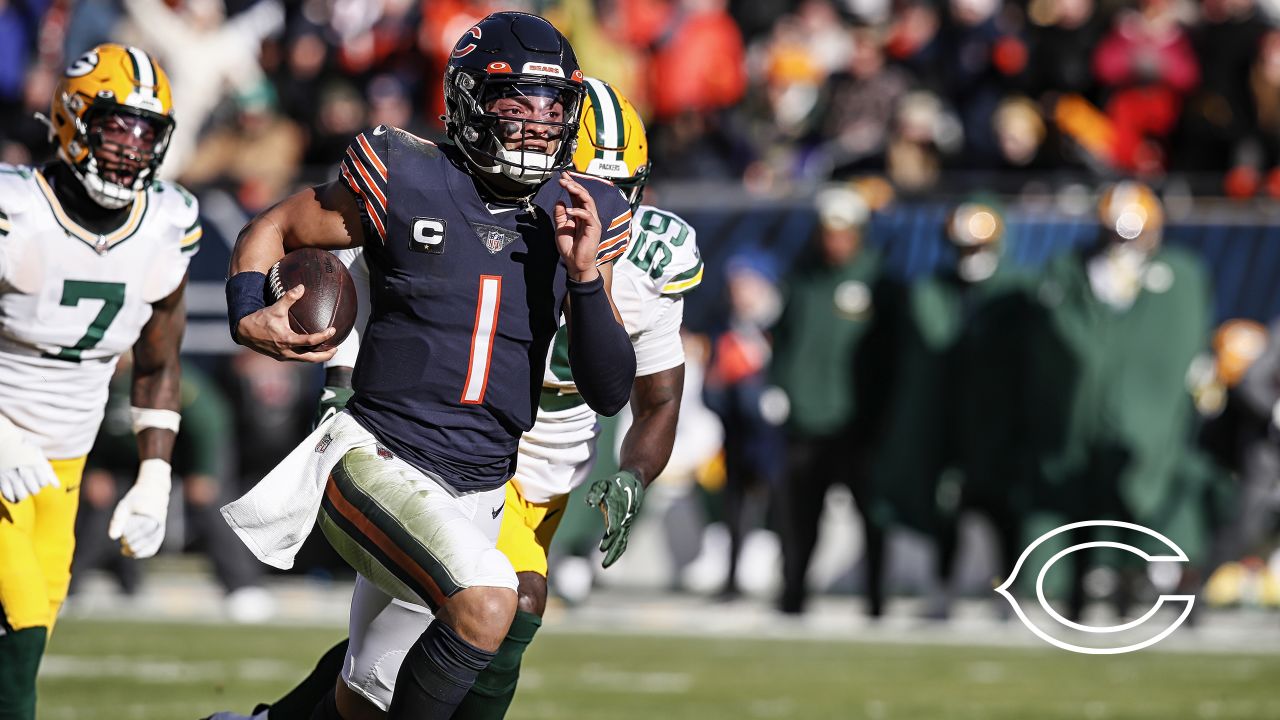 Fields named Bears MVP, Offensive Player of the Year