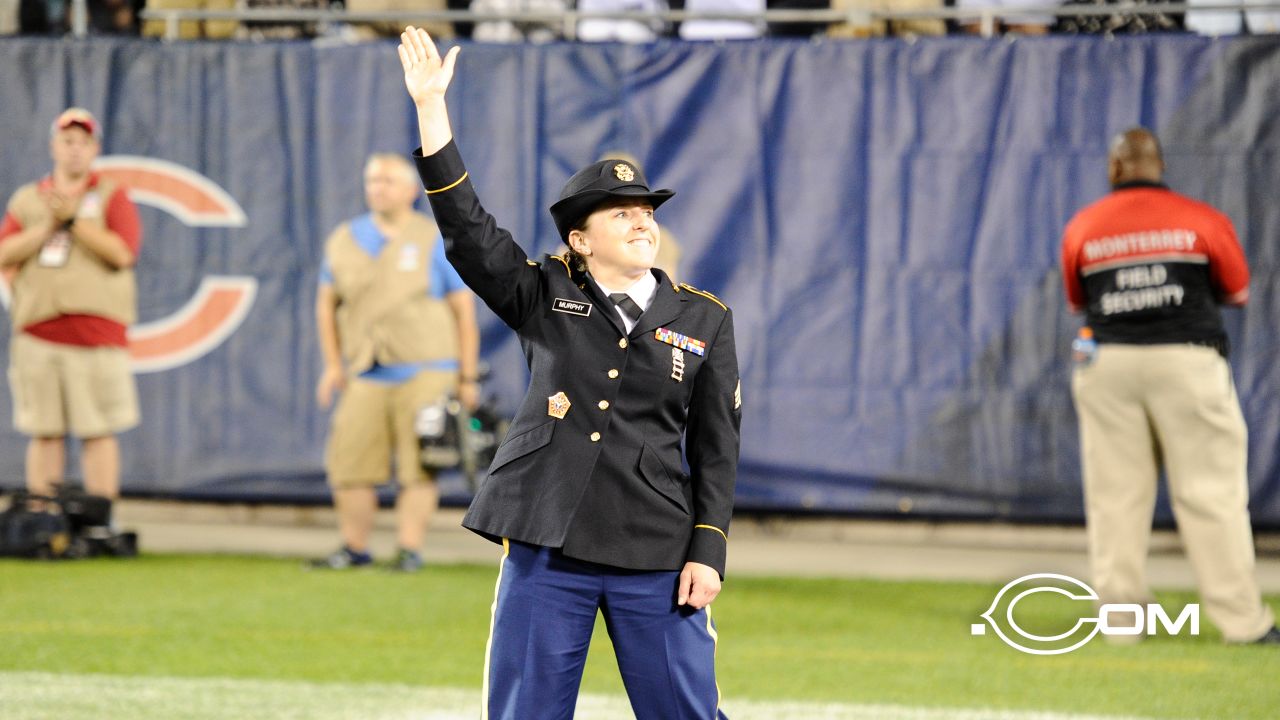 Service Salutes - Chicago Blackhawks and Chicago Bears Honor our