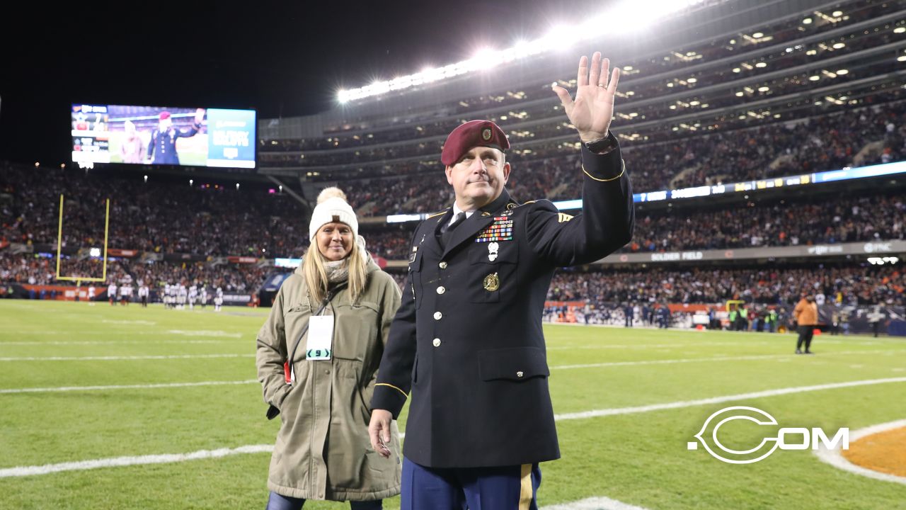 DVIDS - Images - Chicago Bears Game and Military Salute [Image 4 of 5]