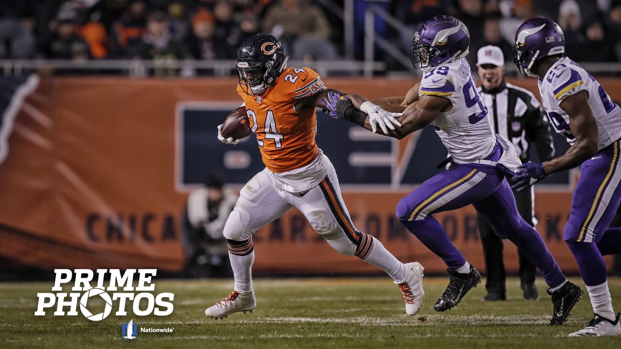 Minnesota Vikings 6-16 Chicago Bears: Mitchell Trubisky injured early but  Bears defense strong in win, NFL News