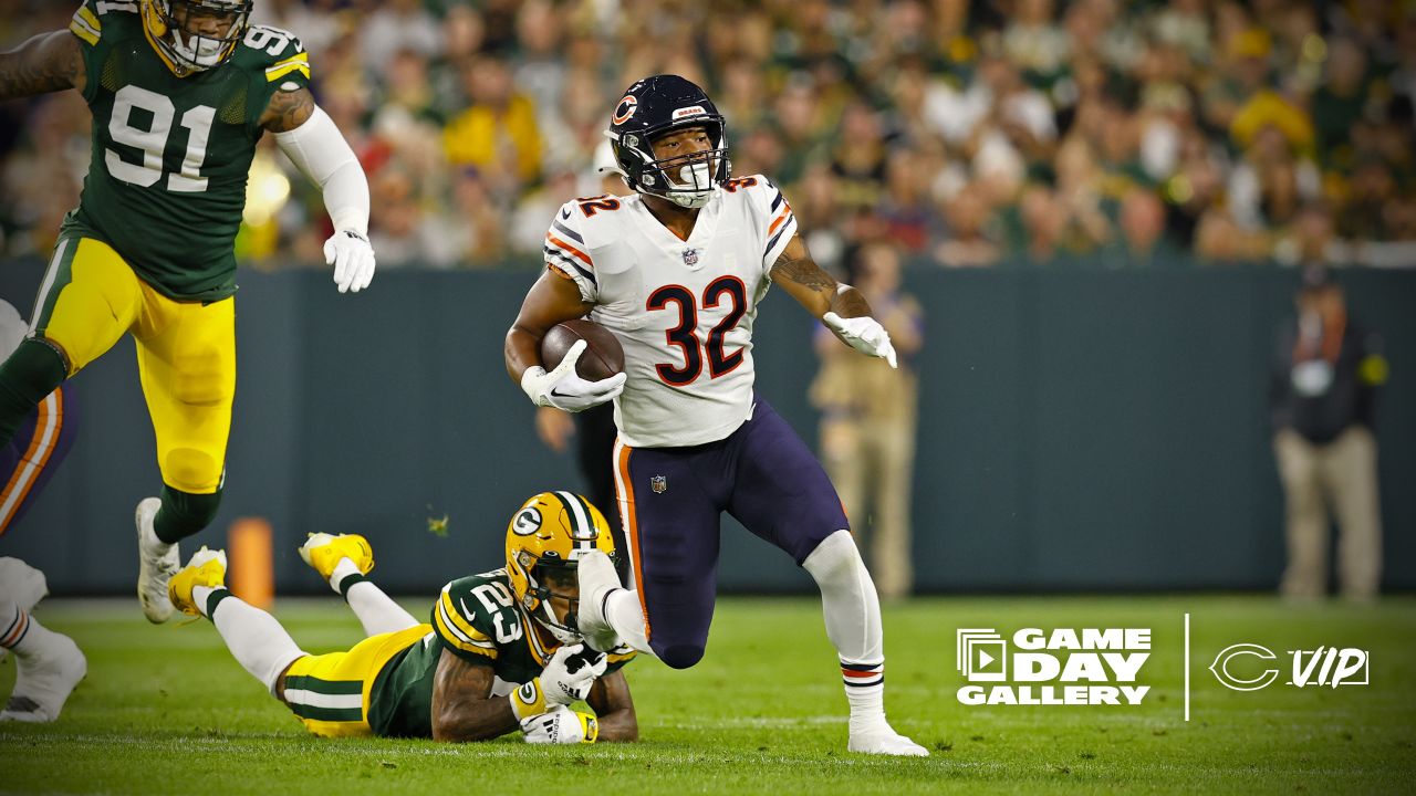 Game Recap: Packers Embarrass Bears in Chicago to Start the Love Era