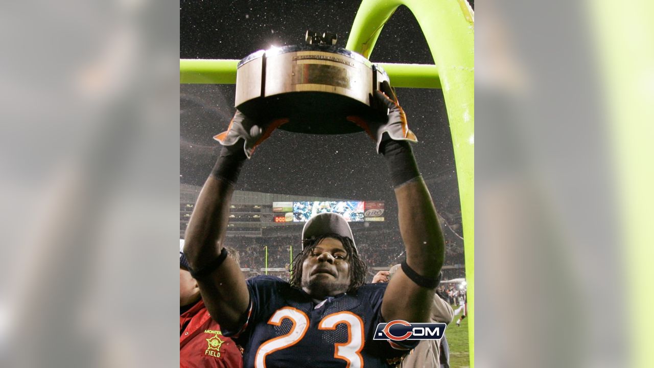 Chicago Bears: Why the Super Bowl trophy should be the Halas Trophy