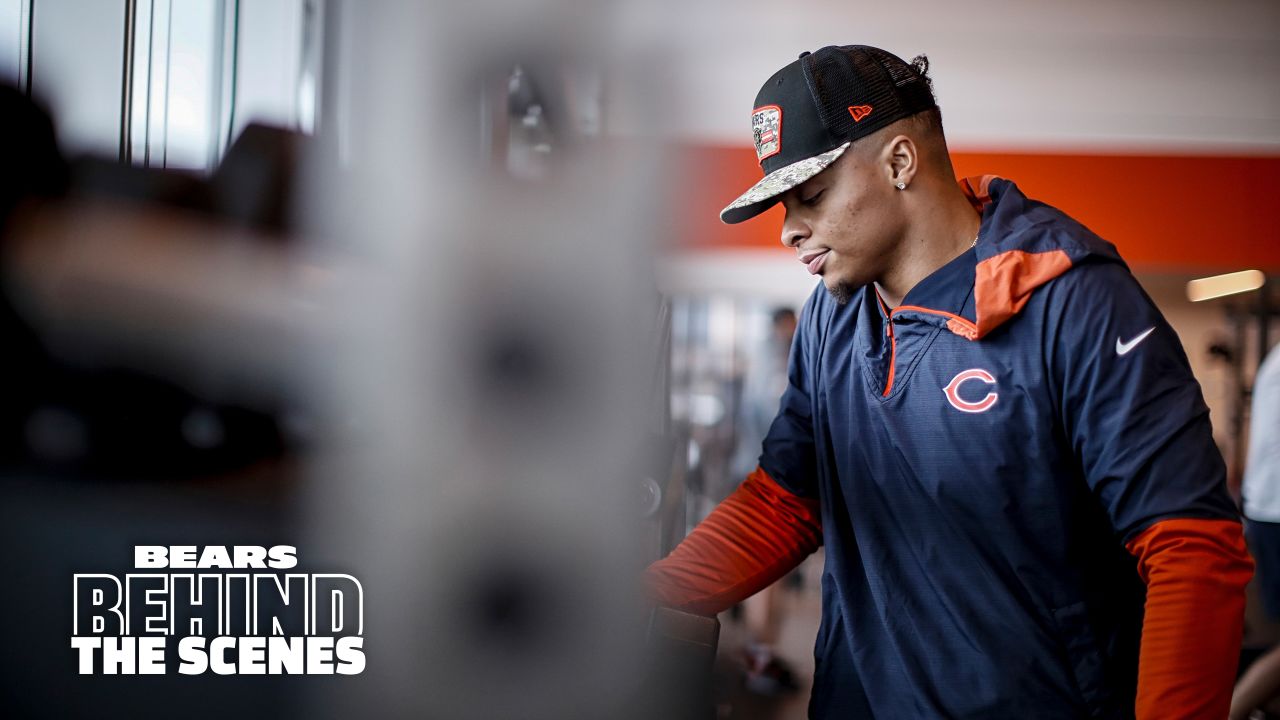 Bears' WR Velus Jones Jr. buys jugs machine for the offseason