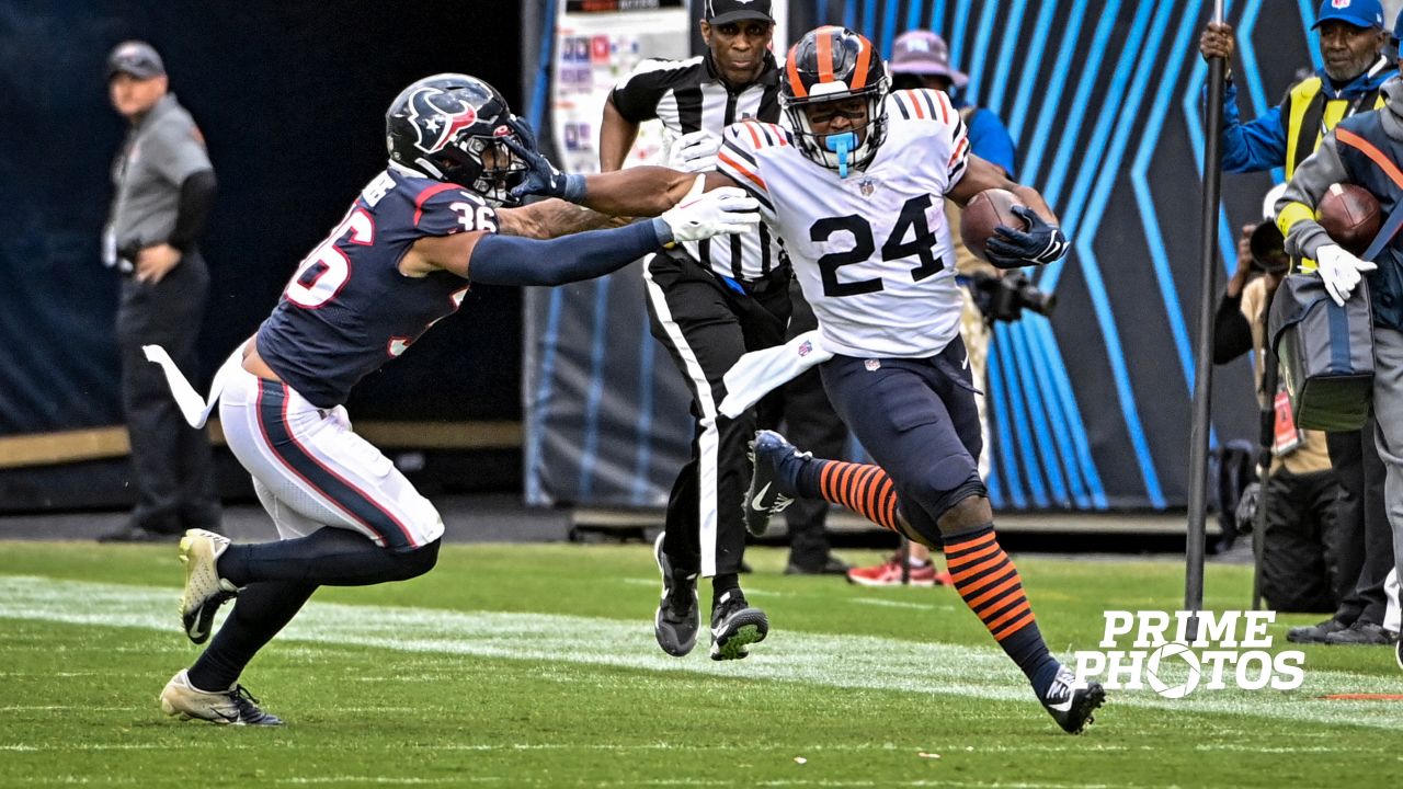 Chicago Bears' Cody Whitehair (65) leaps to congratulate teammate Khalil  Herbert on Herbert's touchdown against the Seattle Seahawks during the  second half of an NFL football game, Sunday, Dec. 26, 2021, in