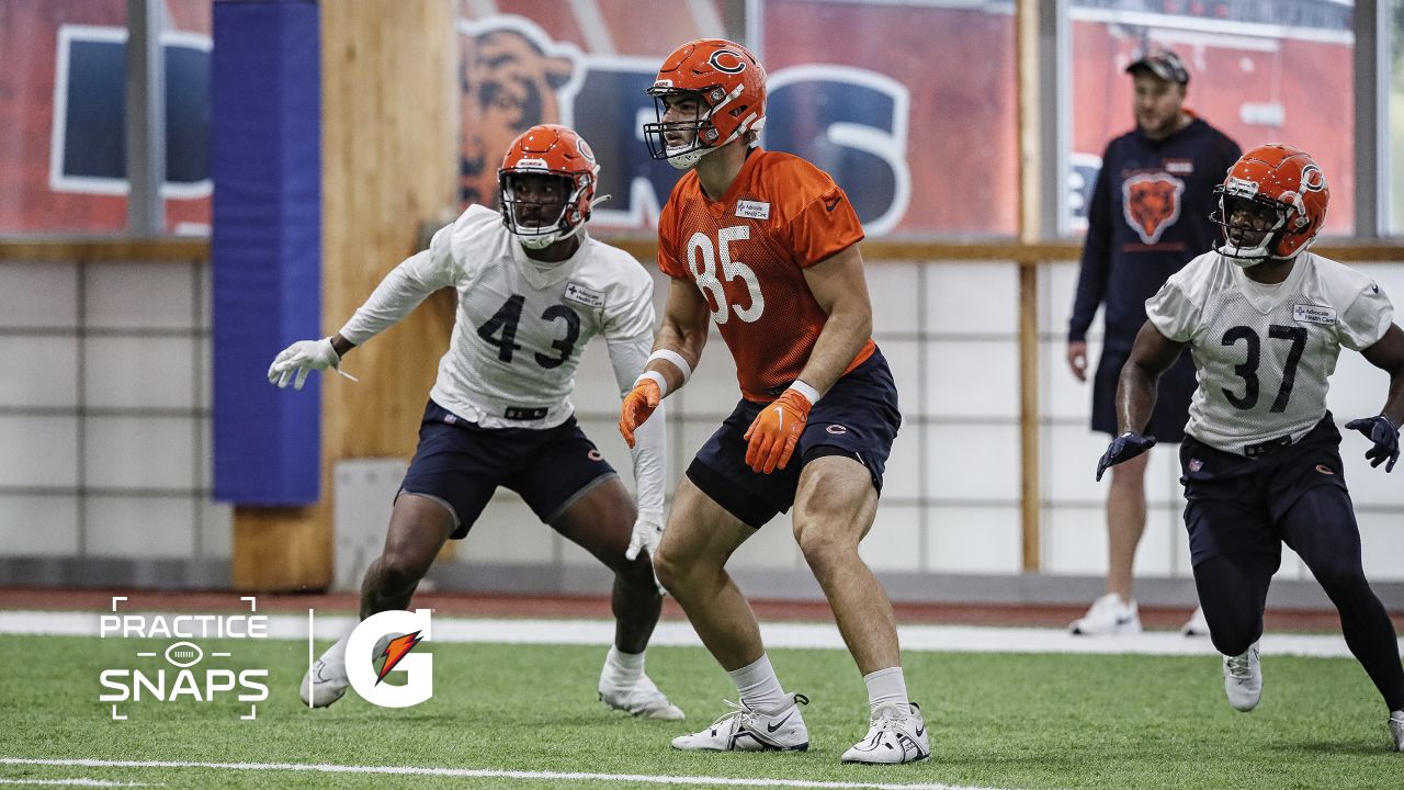 Chicago, Illinois, USA. 13th Oct, 2022. - Chicago Bears Quarterback #1  Justin Fields is chased by Washington Commanders #96 James Smith-Williams  during the game between the Washington Commanders and the Chicago Bears