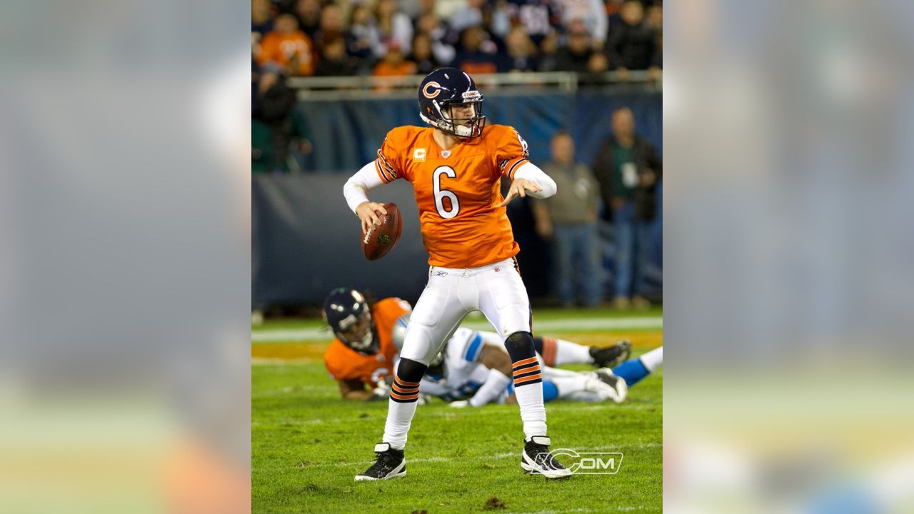 Bears debut new orange Nike jerseys