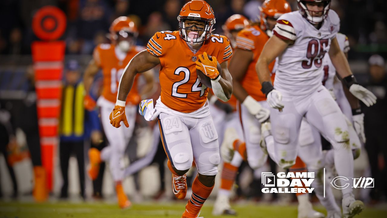 Late Goal Line Stand Saves 12-7 Washington Commanders Win Over Chicago Bears:  Live Game Log - Sports Illustrated Washington Football News, Analysis and  More