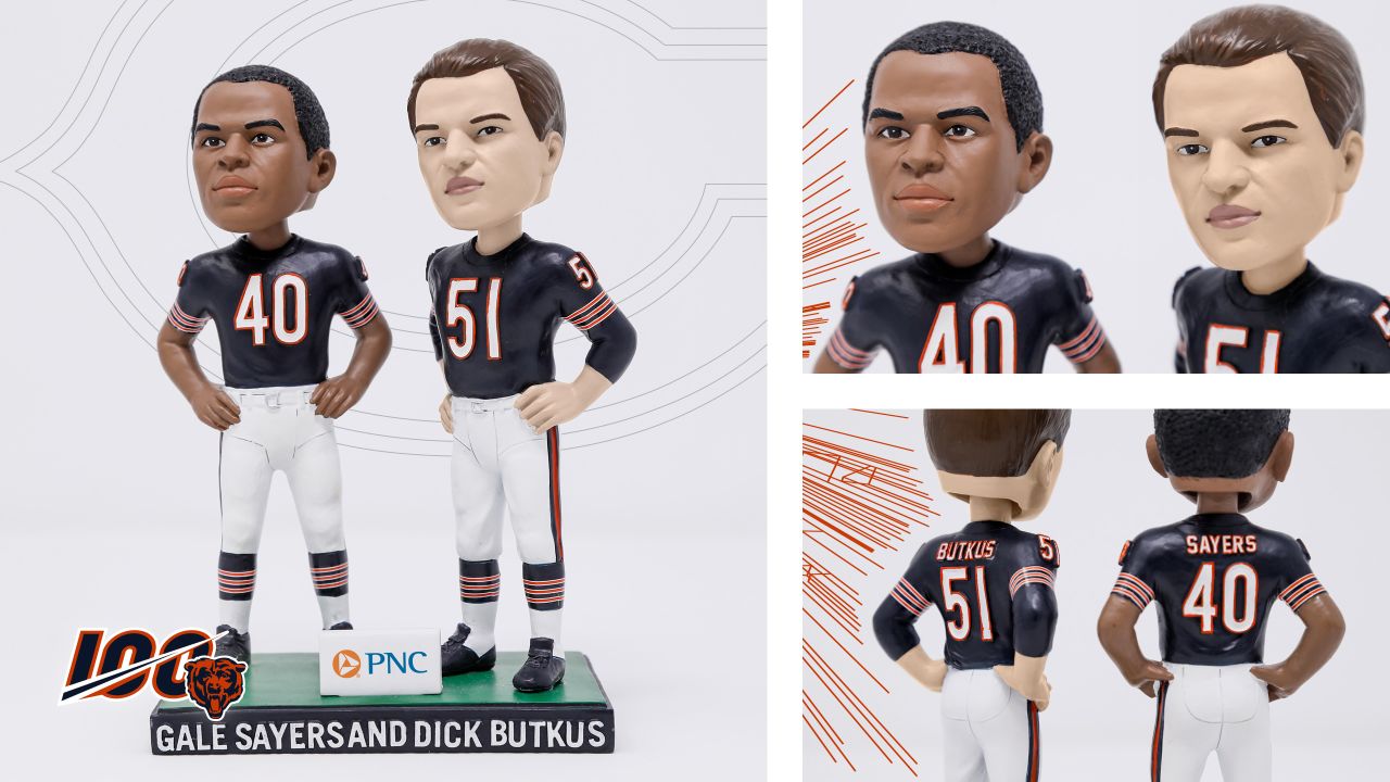 Jay Cutler Chicago Bears Logo Base QB Bobble Chicago Bears Bobblehead —  BobblesGalore