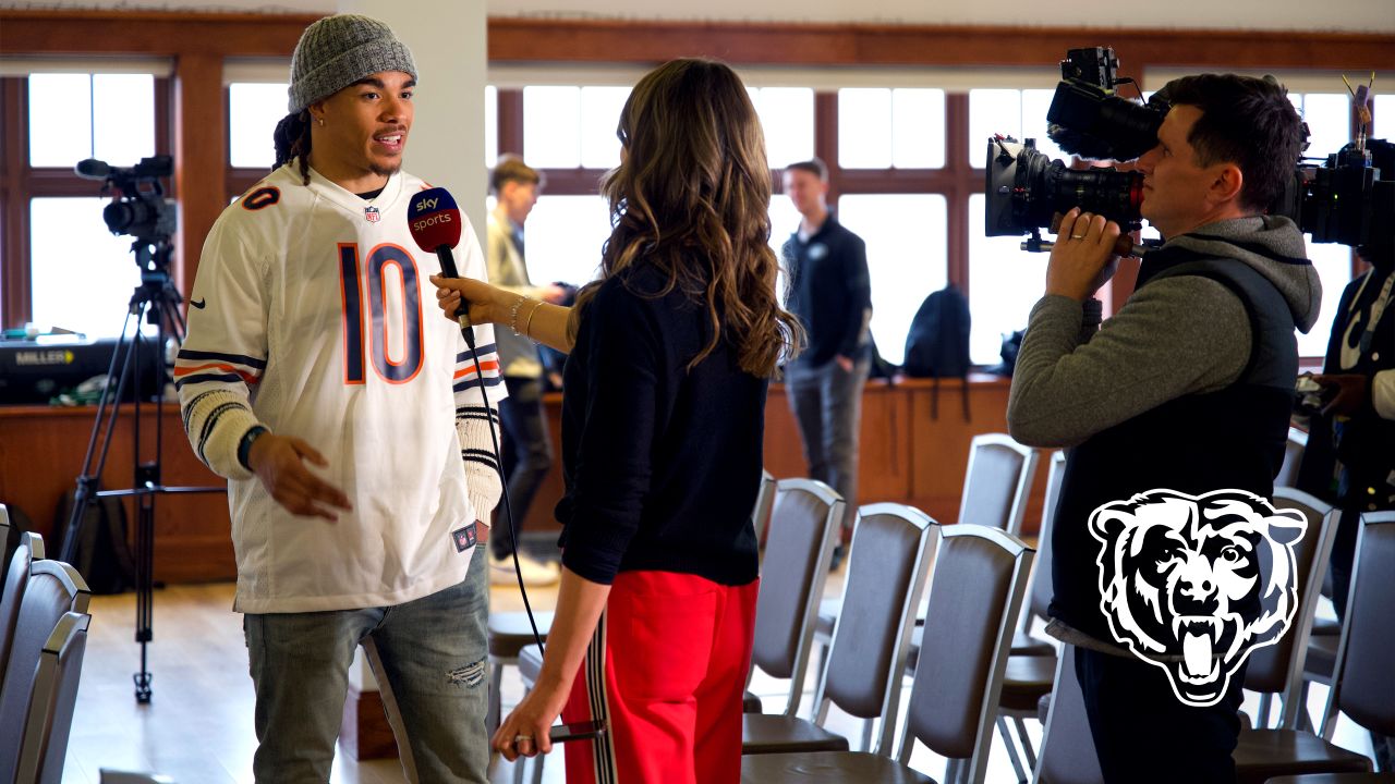 Bears help launch NFL girls flag football league in UK