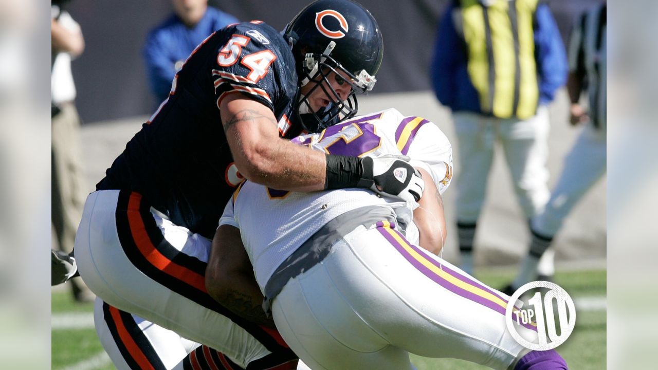 Brian Urlacher Gets Hall of Fame Endorsement From Unlikely Source