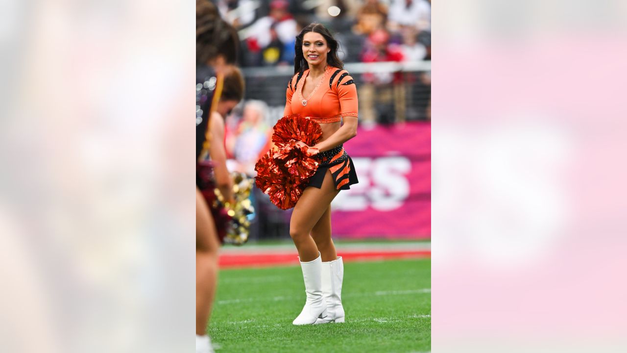 PHOTOS: Pro Bowl Cheerleader Gabby's Week In Vegas