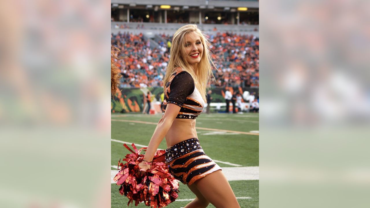 Super Bowl Bound: Ben-Gals' cheerleader Montgomery represents Bengals in  big event, News