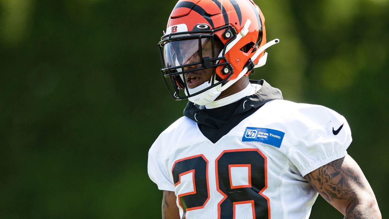 Cincinnati Bengals RB Joe Mixon drops 12 pounds 