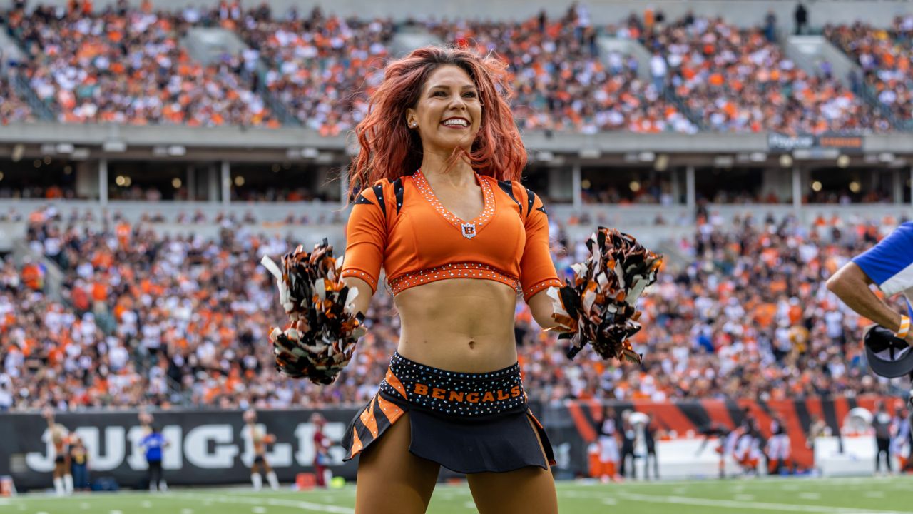 Super Bowl Bound: Ben-Gals' cheerleader Montgomery represents Bengals in  big event, News