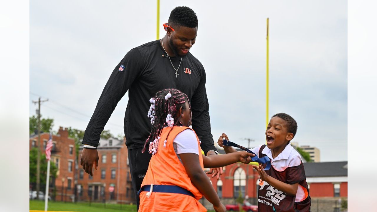 Bengals Rookies play flag football with schoolkids