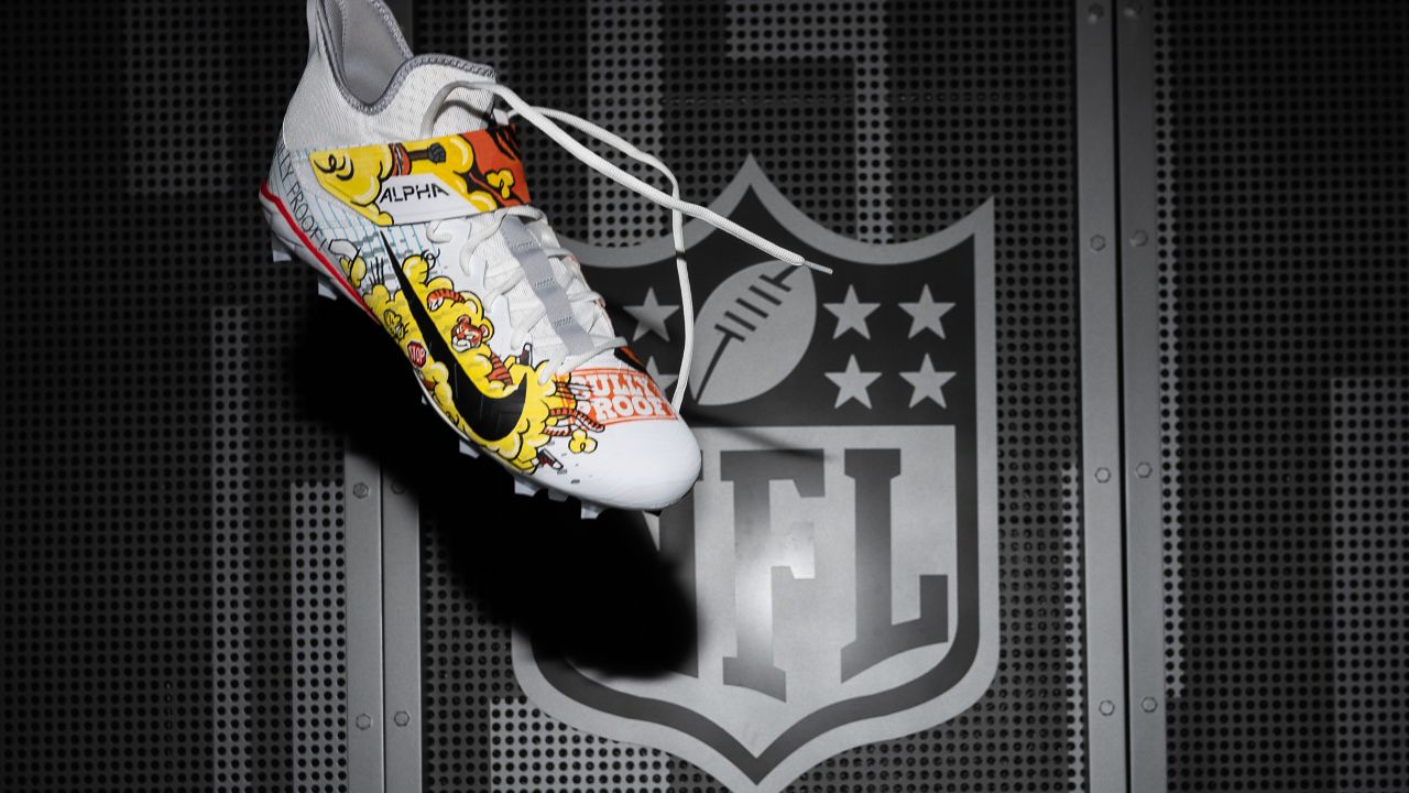 What Pros Wear: Joe Burrow's Nike Alpha Menace Elite 2 Cleats