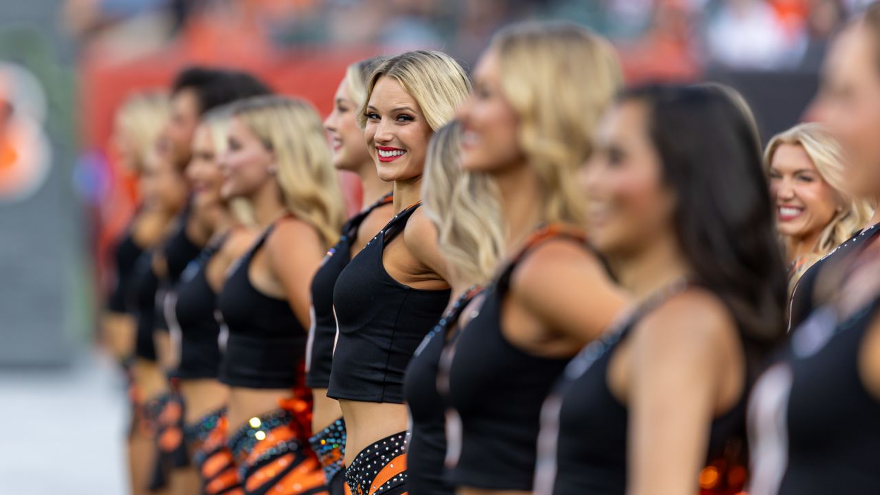 Tampa Bay Buccaneers Cheerleaders Photos from Preseason Week 3 – Ultimate  Cheerleaders