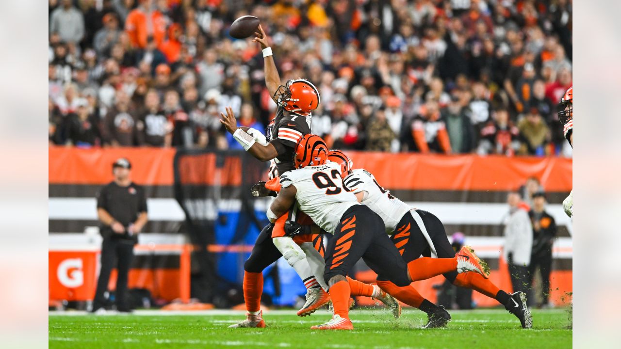 Cincinnati Bengals at Cleveland Browns MNF Week 8 Live Updates, Picks -  Mile High Report