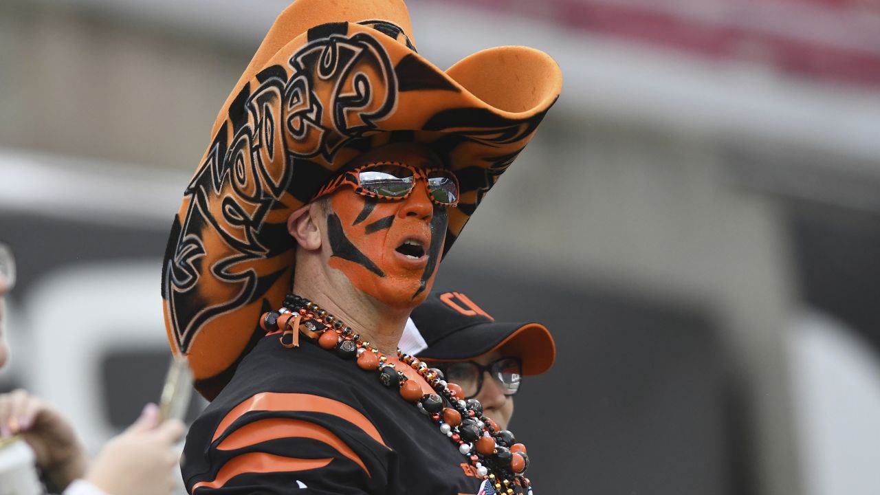 Tampa Bay Buccaneers wide receiver Mike Evans (13) plays against the  Cincinnati Bengals in a pre-season NFL football game, Saturday, Aug. 14,  2021 in Tampa, Fla. (AP Photo/Alex Menendez Stock Photo - Alamy