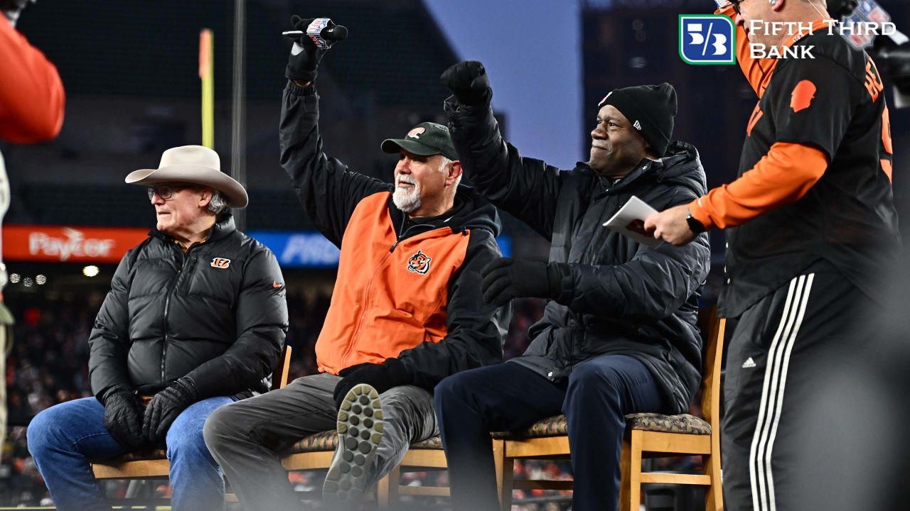 Cincinnati Bengals pep rally puts Los Angeles to shame